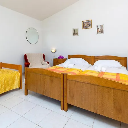 Awesome Apartment In Vrsar With Wifi Apartment